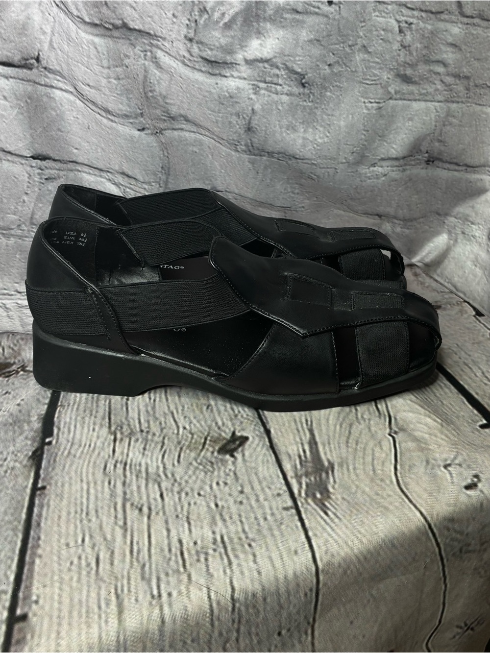 Minimalist Black Pleather Goth Summer Corpcore Normcore Caged Sandals Sz 8.5 EUC